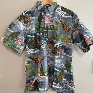 NWT Reyn Spooner Godzilla Mothra Limited Edition Hawaiian Aloha Shirt Men's Med